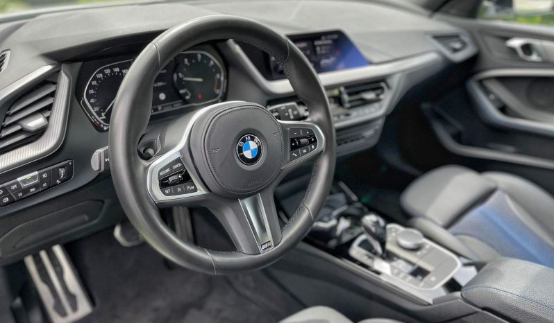 BMW 118D M-Sport completo